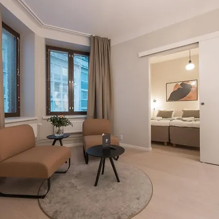 Huoneisto Forenom Kauppakatu 4*